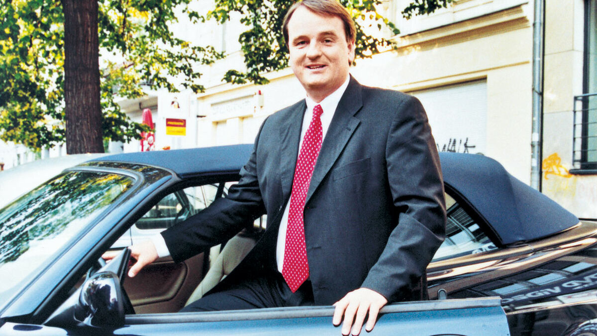 Dr. Michael Bormann eilt zu Mandanten Dr. Michael Bormann eilt zu Mandanten