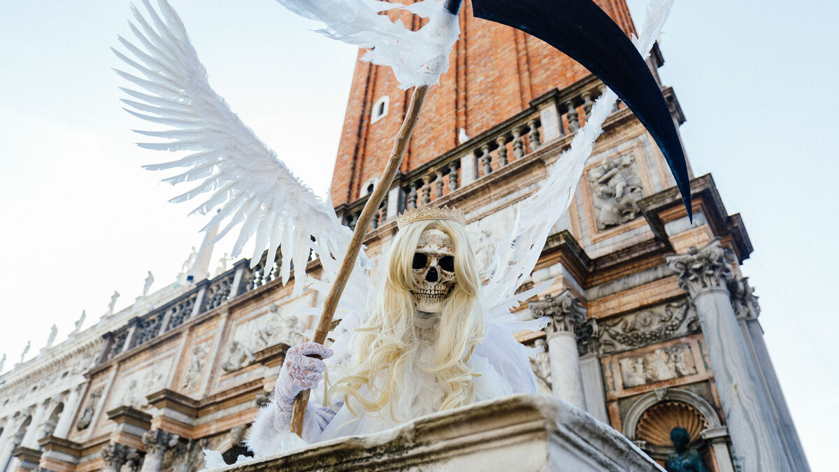 Tod in Venedig!? Was ist eigentlich, wenn wir nicht am heimischen Herd, sondern fern der Heimat ‚abberufen‘ werden? Tod in Venedig!? Was ist eigentlich, wenn wir nicht am heimischen Herd, sondern fern der Heimat ‚abberufen‘ werden?