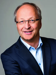 Jörg Wiegand ist Wirtschaftsprüfer und Steuerberater bei bdp Hamburg Hafen
