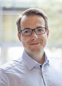 Dr. Patrick Bedué