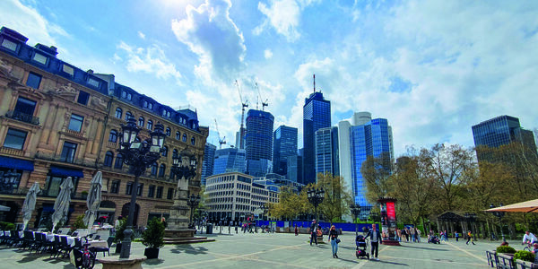 Halbjahresmeeting von EuropeFides: Skyline Frankfurt a.M.