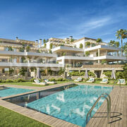 Immobilie des Monats: Wunderschönes Erdgeschoss-Apartment mit Pool